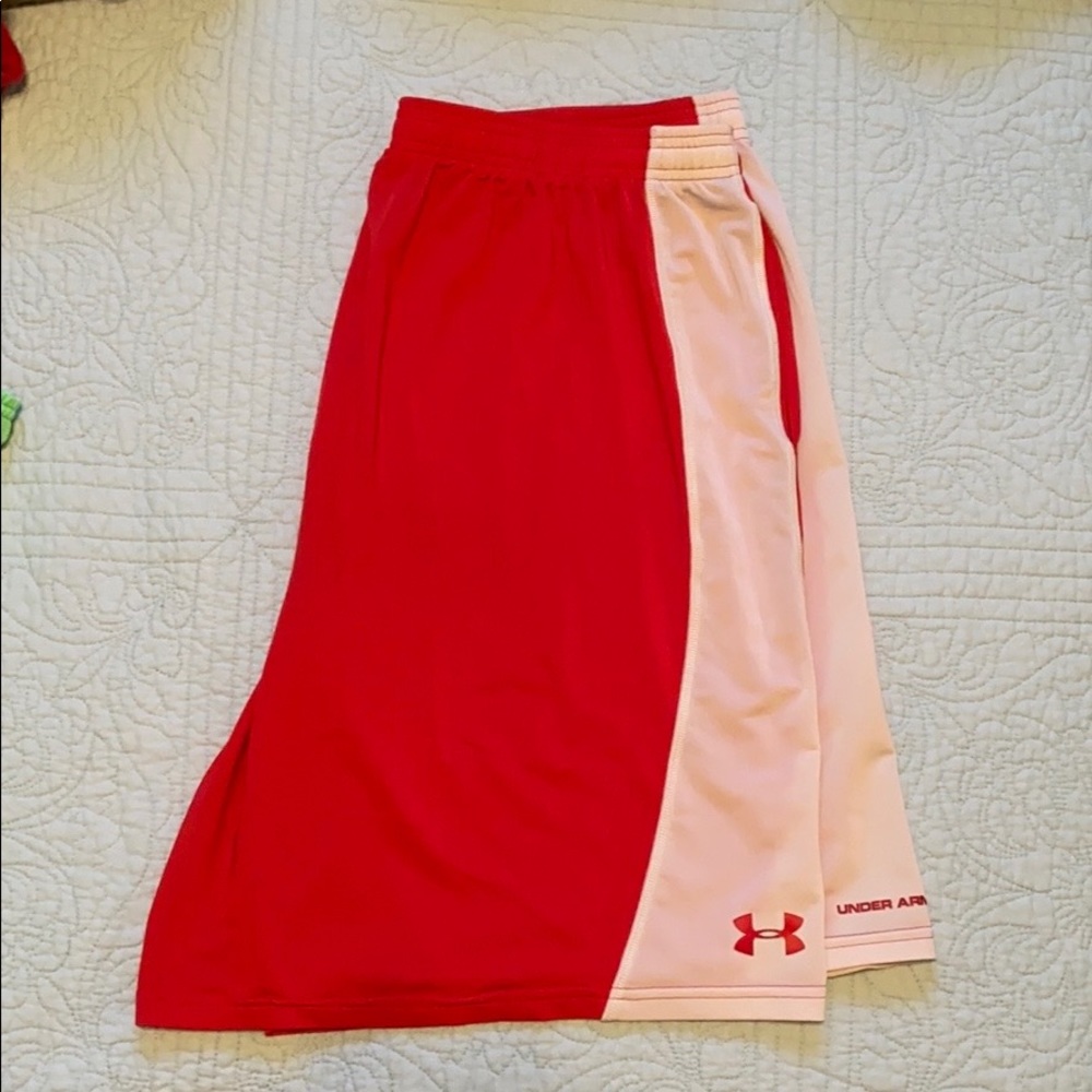 UNDER ARMOUR MENS SHORTS XL RED/WHITE